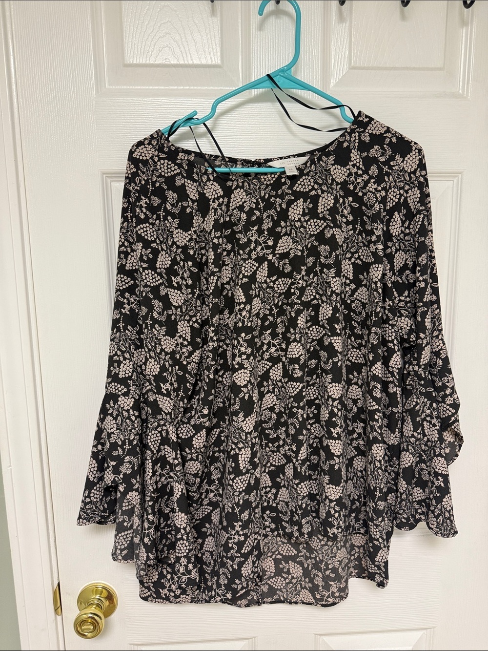 Lauren Conrad Women's Black Floral Long-Sleeve Blouse
